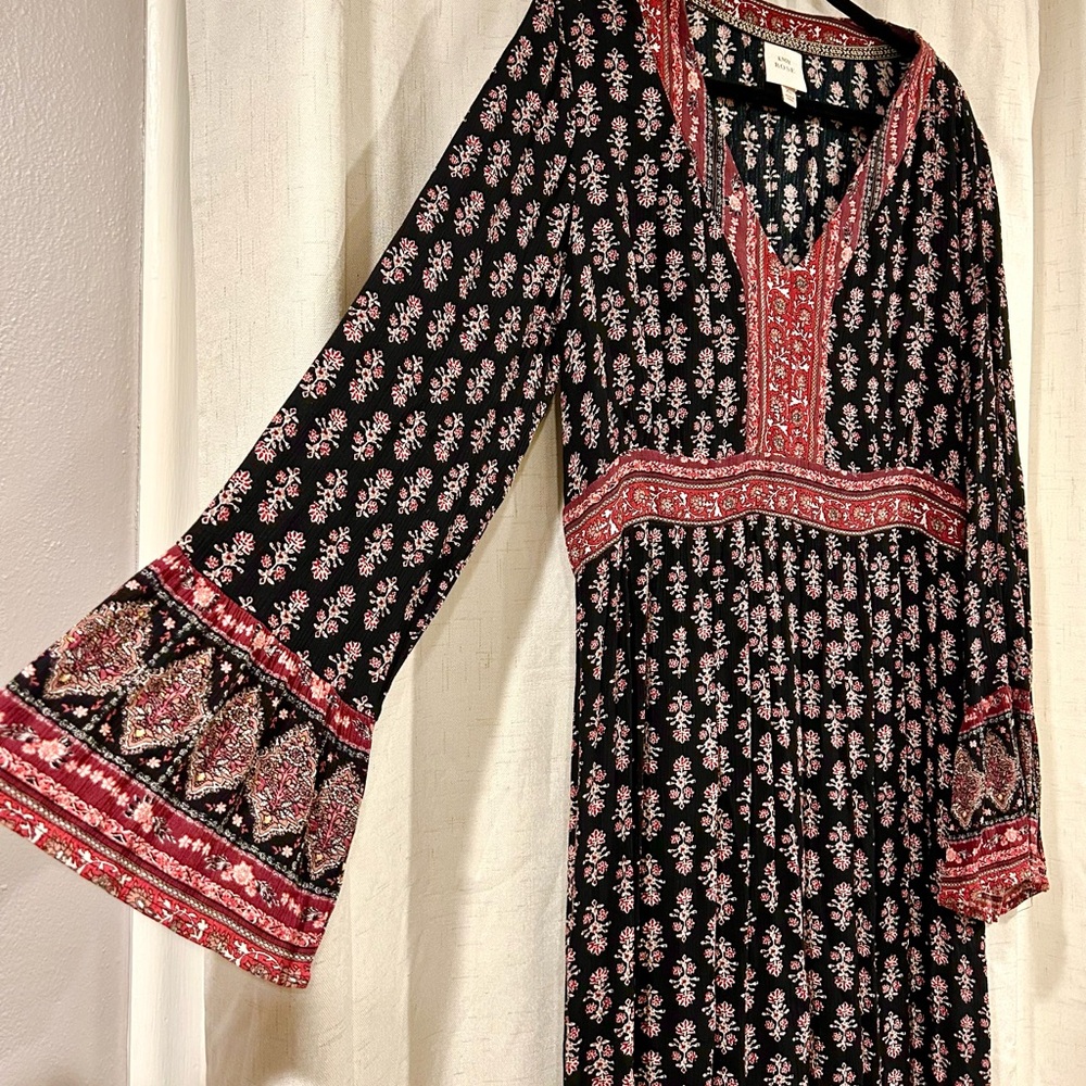 Knox Rose Black and Red Floral Long Bell Sleeve Boho Maxi Dress EUC